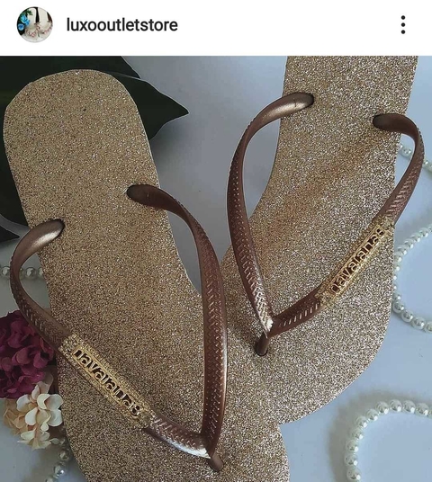 havaianas glitter furta cor