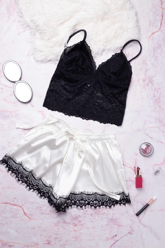 Pijama Jara Natural con Negro - comprar online