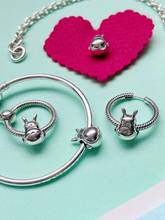 Pingente/ Charm Totoro na internet