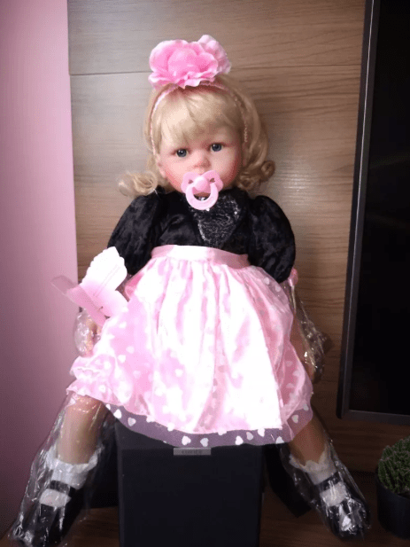 Boneca bebé Reborn 50/60cm Vinil e Silicone com indos cabelos