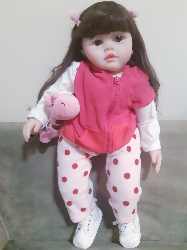 Boneca reborn com girafa Clearance