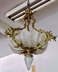 Araña francesa en base a diseño de Jansen (no posee inscripción)