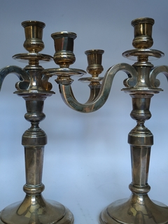 Par de candelabros de 3 luces con controles nacionales en internet