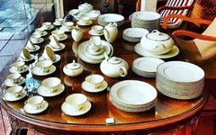Servicio de mesa Hutschenreuther para 12 con cambio de plato principal