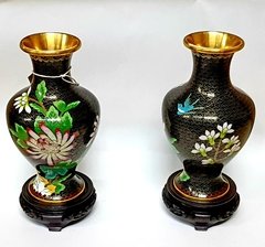 Par de vasos o floreros chinos en esmalte cloisonne
