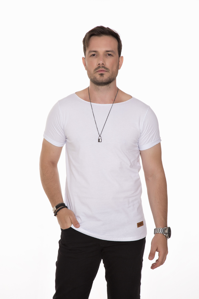 camiseta basica longline