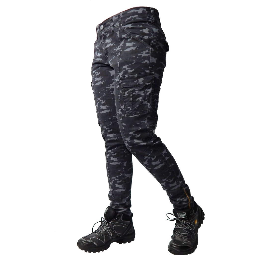 pantalón camuflado mujer negro