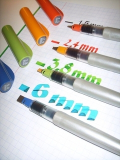 Pilot Parallel para caligrafía en internet