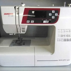Janome computarizada 2030QDC