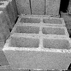 BLOCO ESTRUTURAL VAZADO 2 FUROS CONCRETO 120 390 190MM - comprar online