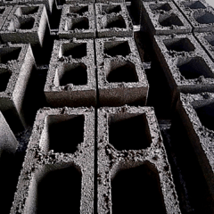 BLOCO ESTRUTURAL VAZADO 2 FUROS CONCRETO 190 390 190MM - comprar online