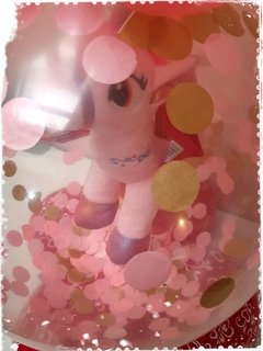 Peluche Unicornio en globo