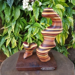 Escultura Abstrata "Antílope" 32cm na internet