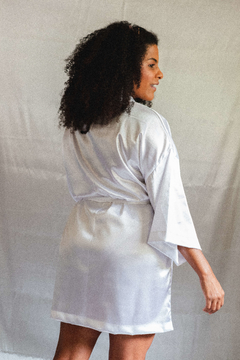 Kimono Hobby Cetim de Seda Branco - Regla Store