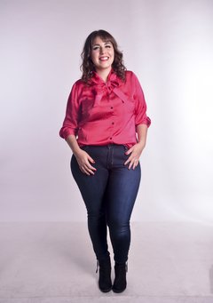 Camisa Lucy fucsia con lazo en el cuello