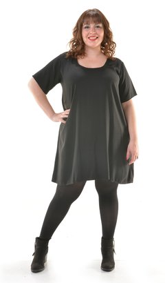 Vestido negro con manga corta Patrice
