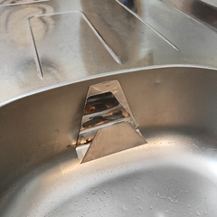 SUPORTE DE BUCHINHA PARA PIA - Atelier Sucata do Sol