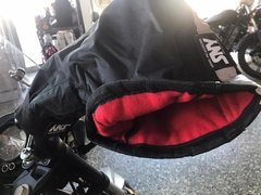 MANGA CUBRE MANOS PREMIUM CON POLAR SNY - comprar online