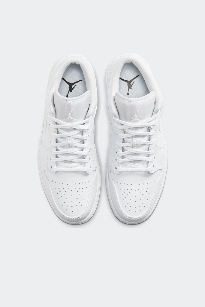 jordan 1 triple white mujer