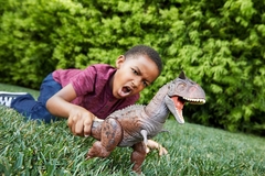 Carnotaurus Toro Camp Cretaceous Control 'N Conquer Carnotauro Dinosaurio - MarketDigital