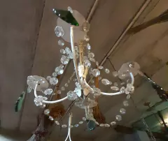 Araña de Hierro con Caireles - Un Viejo Almacén Antigüedades