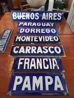 Cartel de chapa enlozada calle GURRUCHAGA Gran Tamaño - Un Viejo Almacén Antigüedades