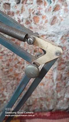 Imagen de Lampara Estilo Industrial Regulable y Giratoria