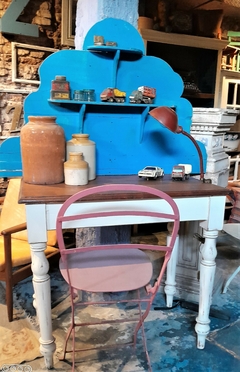 Mesa de Cocina con Patas Torneadas