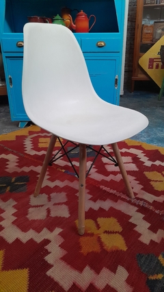 Silla Eames Eiffel Dsw - comprar online