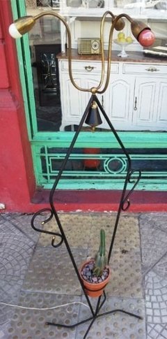 Lampara de pie estilo retro