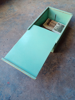 Caja Fichero de Madera con Tapa Deslizante y Herraje de Bronce
