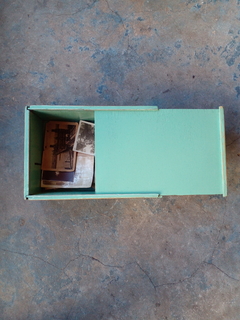 Caja Fichero de Madera con Tapa Deslizante y Herraje de Bronce - Un Viejo Almacén Antigüedades