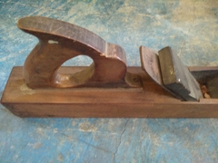 Cepillo de carpintero con cuchilla original - Un Viejo Almacén Antigüedades