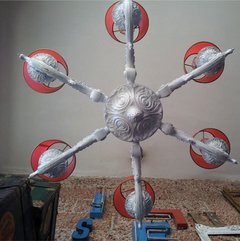 Araña en Bronce con Cadena y Florón - comprar online