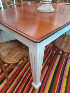 Mesa de comedor - Un Viejo Almacén Antigüedades