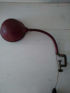 Imagen de Lámpara de Escritorio o Trabajo con Morsa Regulable