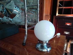 Lámpara Estilo Retro con Base Metalica