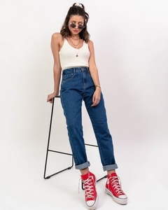 Calça mom jeans vintage na internet