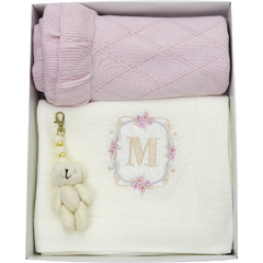 Kit 02 Mantas para Bebê em Tricot - Manta para bebê com inicial do nome bordado personalizado - Manta Off White e Rosa