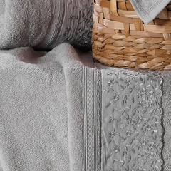 Jogo de toalha de banho bordado cinza - Jogo de toalha de banho com bordado inglês 4 peças - comprar online