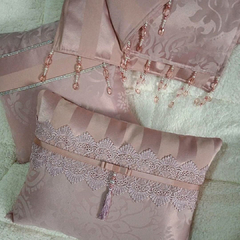Kit decorativo rosa - xale decorativo peseira com cristais + almofadas - comprar online