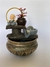 Fonte decorativa monge no jardim | 13 cm | Resina | Bivolt - comprar online