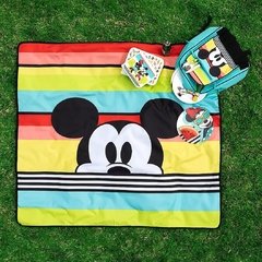 Disney Store Mickey Mouse Rainbow Mochila Escolar + Manta Lona Para Playa, Picnic, Múltiples Usos, Nueva En Stock!! en internet
