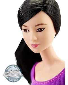 Barbie Made To Move Yoga Black Hair - Purple & Turquoise Top - comprar online