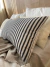 Almohadón lino bedding raya azul y gris - comprar online