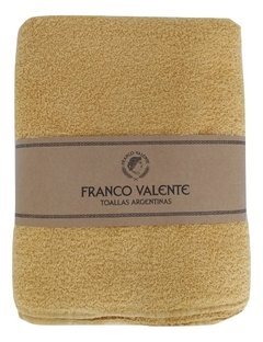 JUEGO DE TOALLA Y TOALLON - FRANCO VALENTE 400Grs - T&T