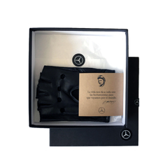 Guantes de conducción de cuero negro Mercedes Benz con broche