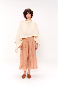 Poncho Irregular Gasa - comprar online