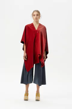Poncho Irregular de Terciopelo - comprar online