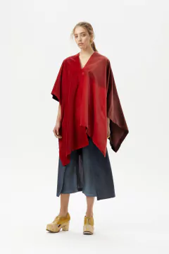 Poncho Irregular de Terciopelo en internet